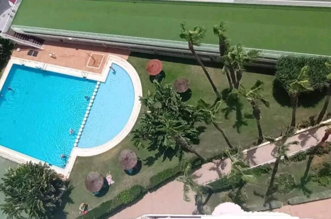 Apartamento Acapulco Luxe Piso 3 En 1A Linea Playa Poniente Benidorm Top Vistas Al Mar Espectaculares Y De Luxe Con Acceso A Piscina Y Garaje Privado Exterior photo